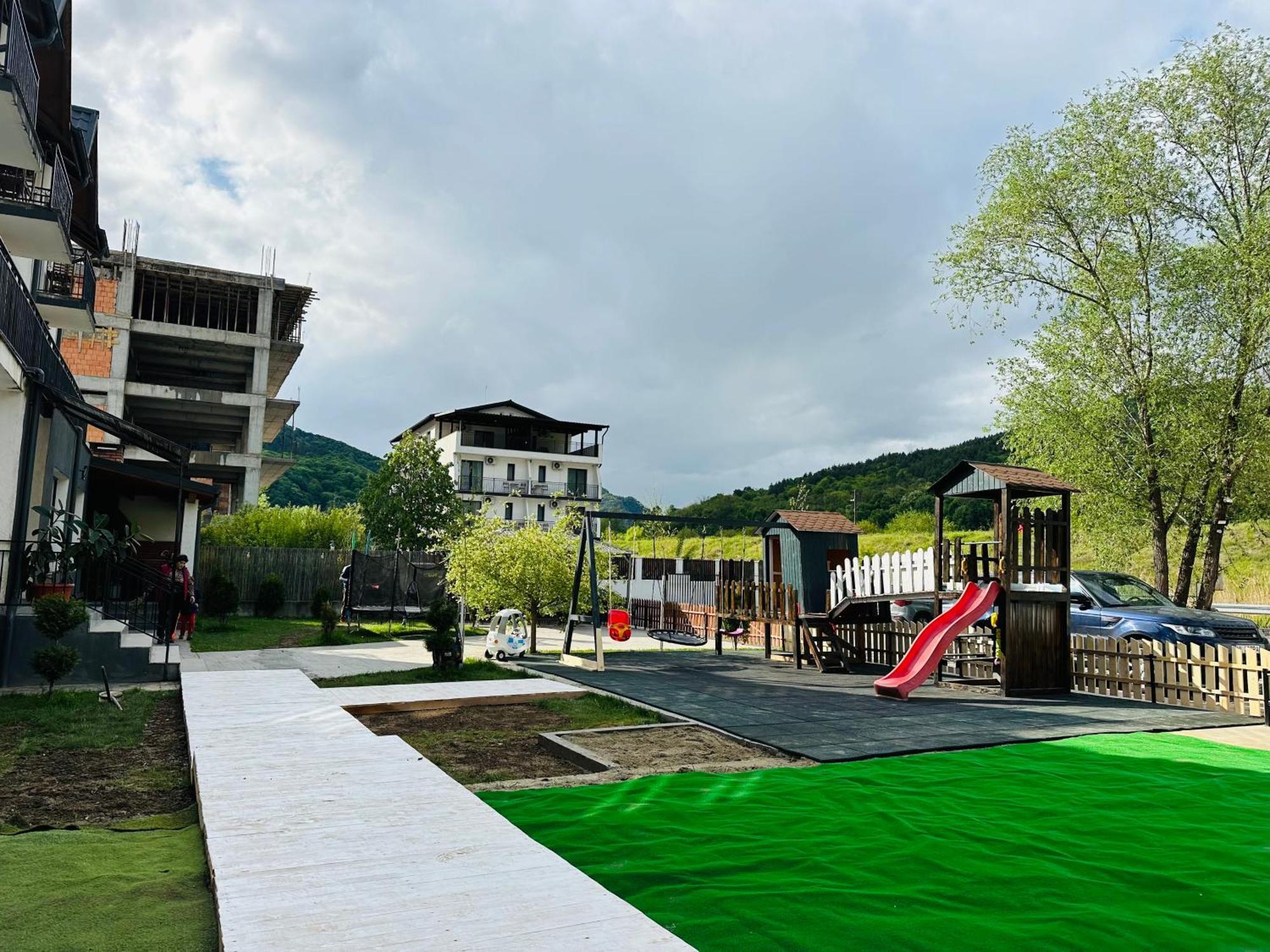 Grand Caciulata Hotel Exterior photo